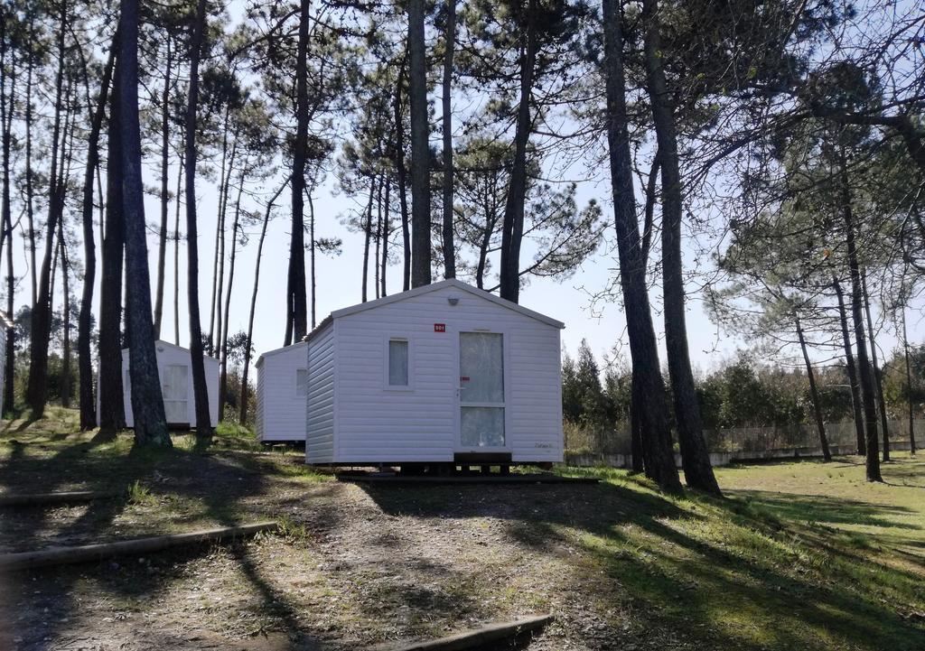 Parque De Campismo Orbitur Foz De Arelho. Hotel Foz do Arelho Ngoại thất bức ảnh